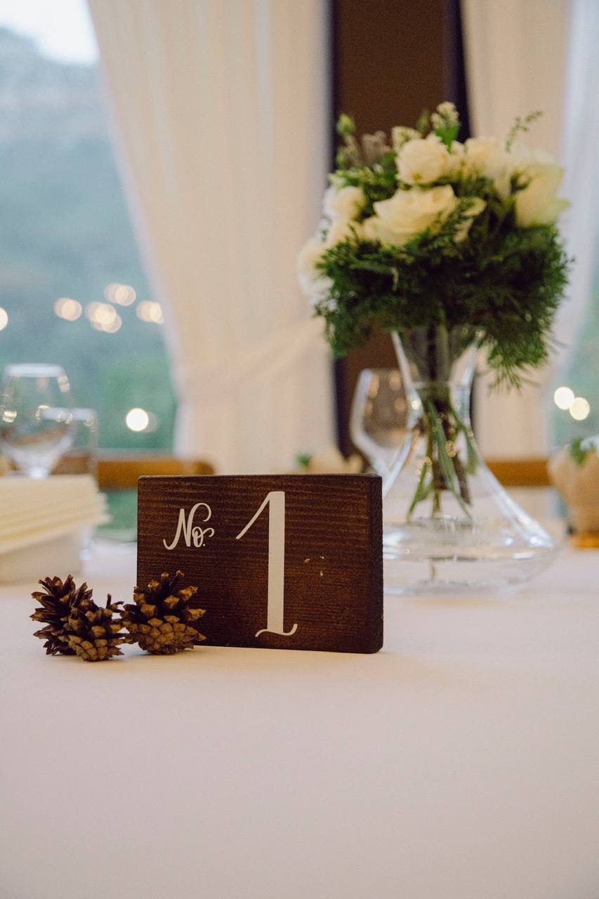 Сватбено оформление в естествен стил