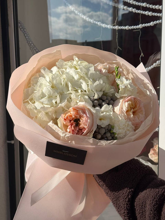 Ivory Blush Bouquet