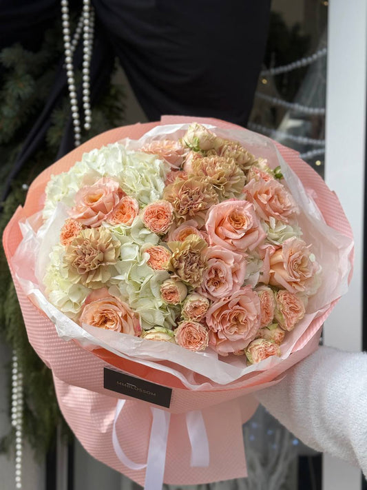Peach Cloud Bouquet