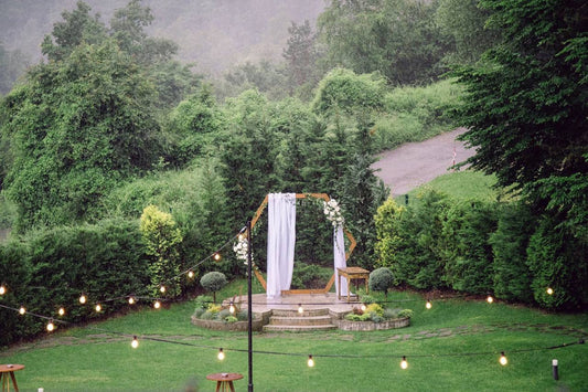 Сватбено оформление в естествен стил